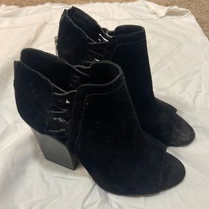 Vince Camuto open toe black booties. Women’s size 5.5 (unworn)